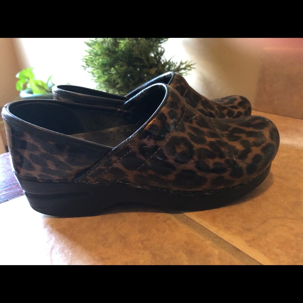 Dansko nursing shoes leopard